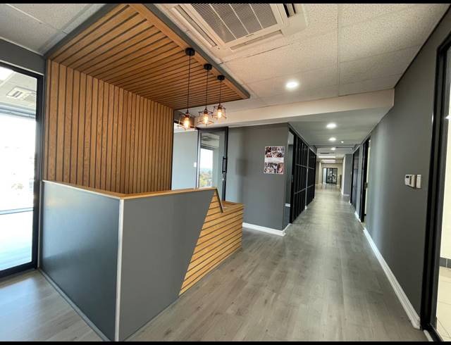 419M² OFFICE TO LET IN BRYANSTON